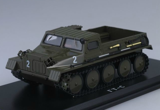 Sowjetische Geländefahrzeug GAZ-47 open